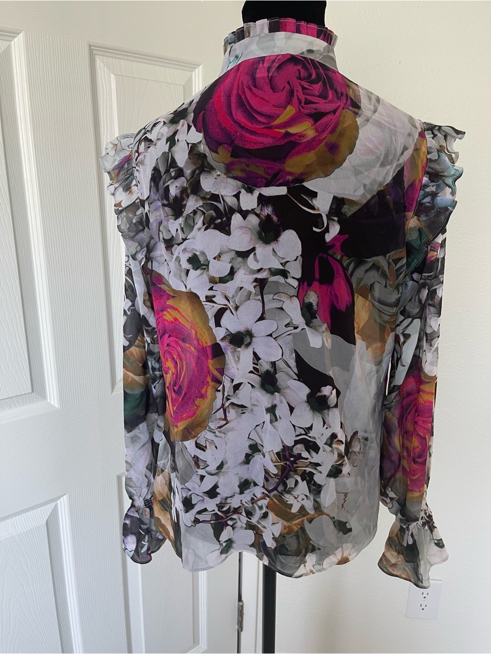 bebe Floral Keyhole Long-Sleeve Blouse in Pink, Green & White - Picture 3 of 7